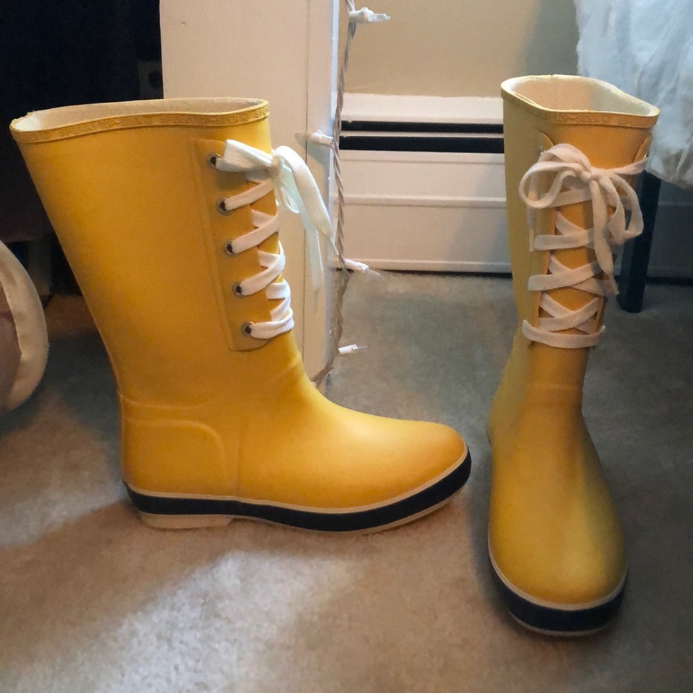 Sperry Rain Boots